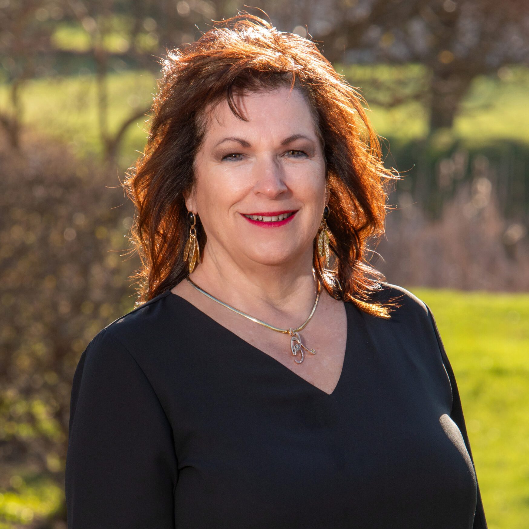 Nancy Hollenkamp Headshot 2